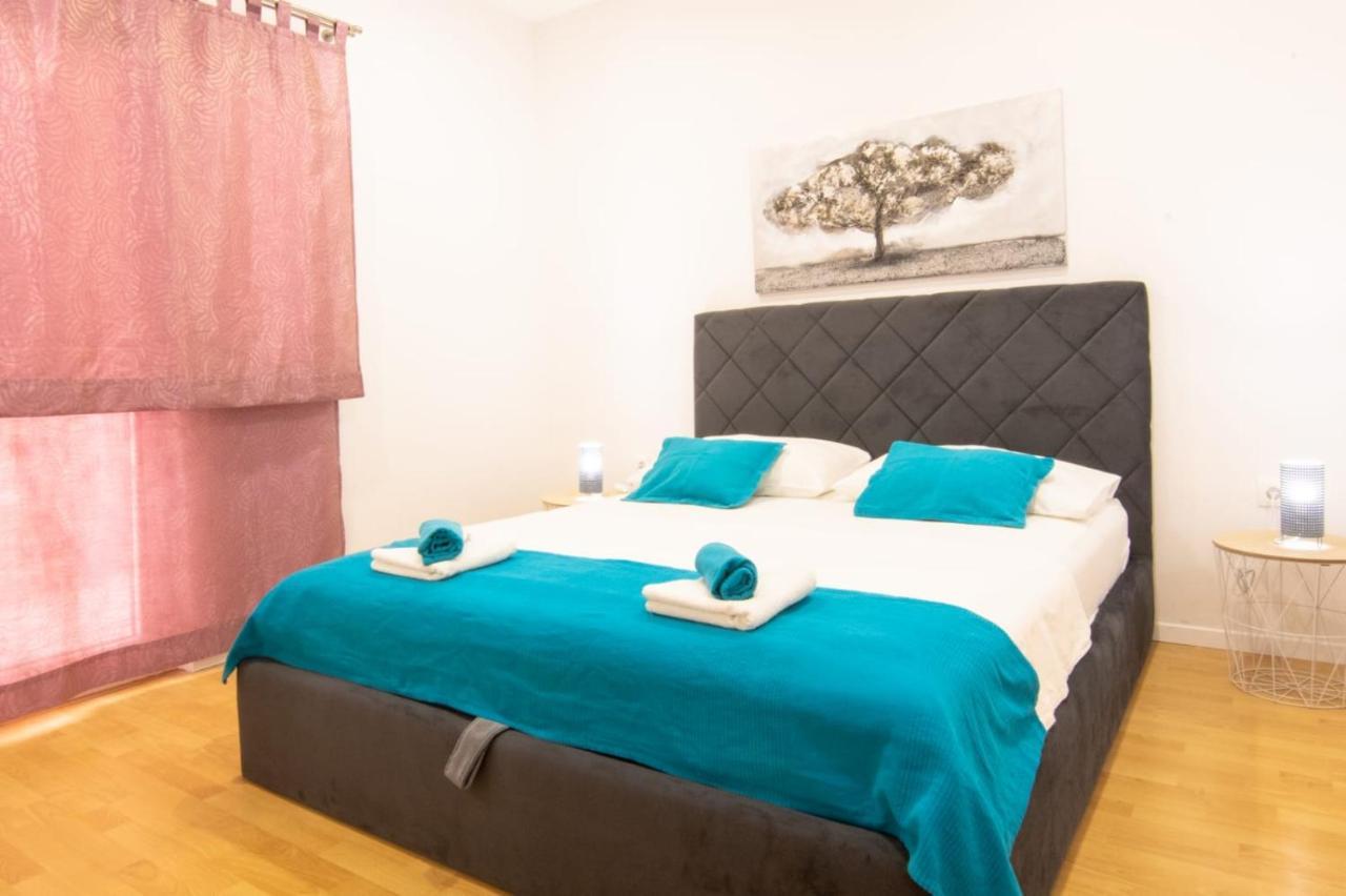 Apartment Cvita Free Beach Parking Makarska Exterior photo